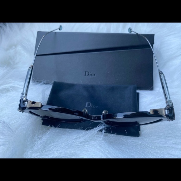 Authentic Christian Dior umbrage Sunglasses 52mm - Picture 4 of 12